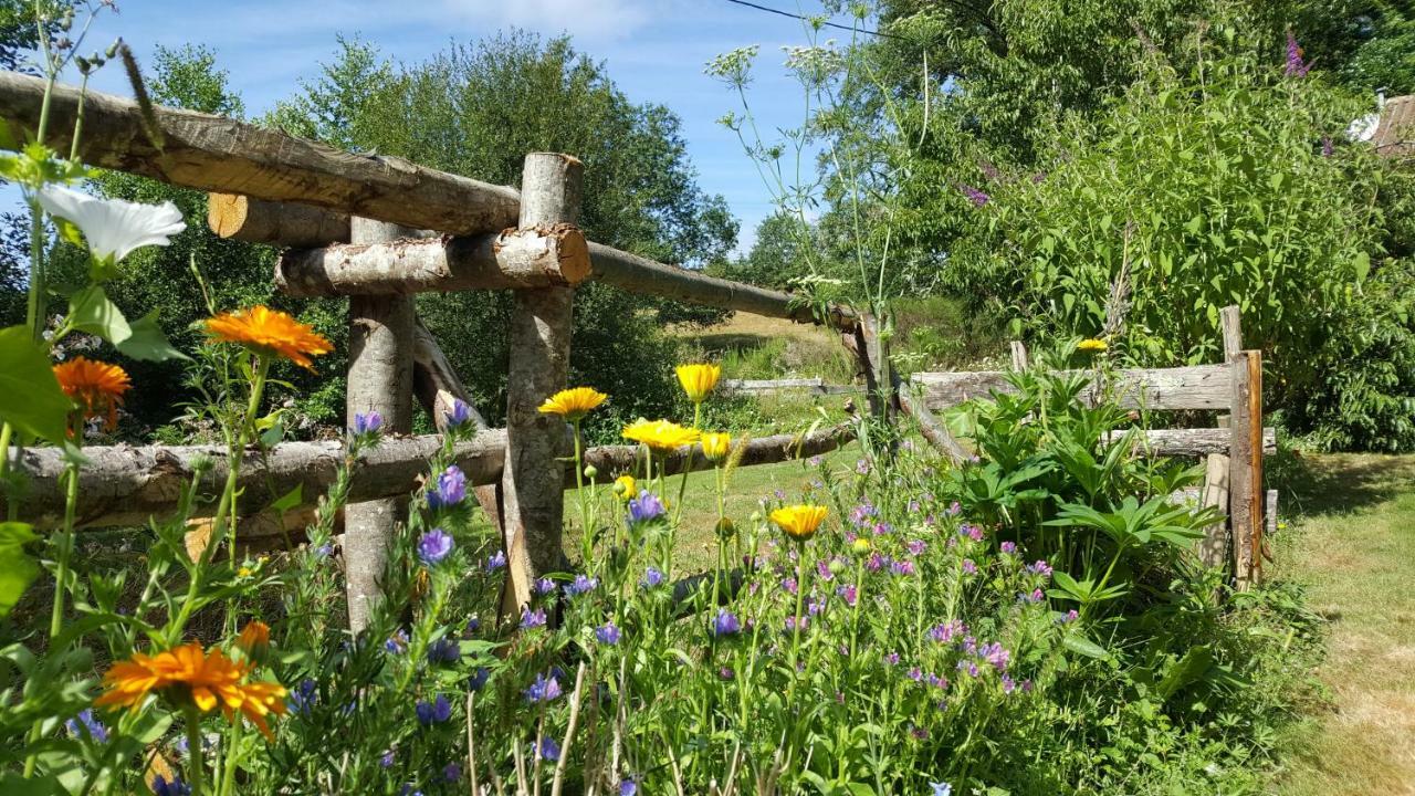 Le Moulin De Pensol - Gites Exterior foto